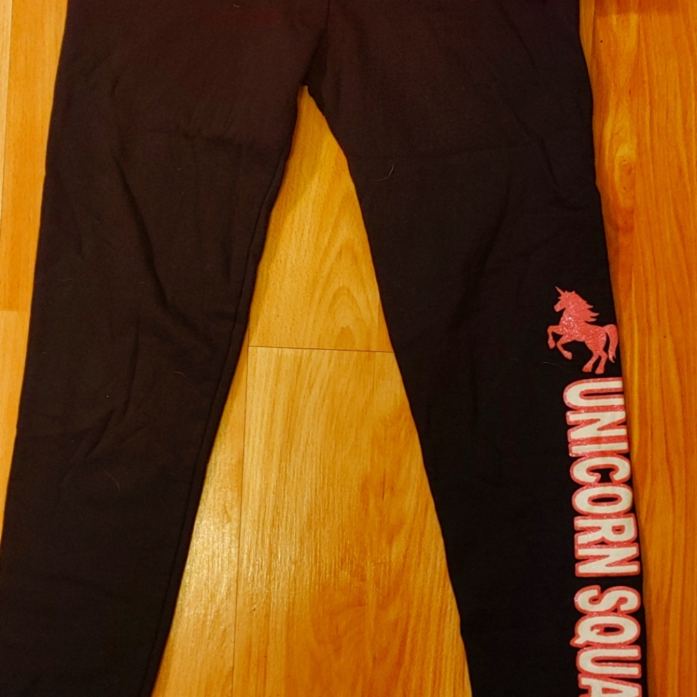 Girls unicorn outfit only worn a couple times